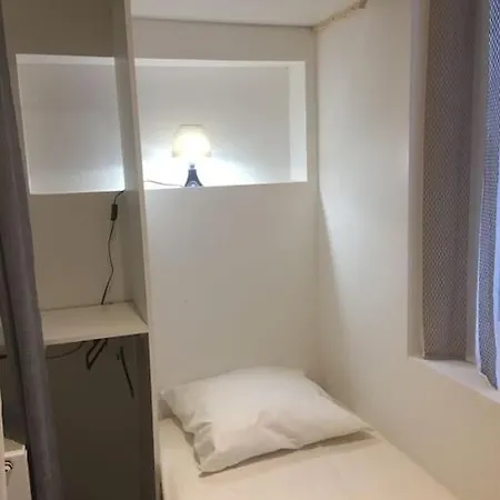 Apartment Petit Fonctionnel Refait A Neuf